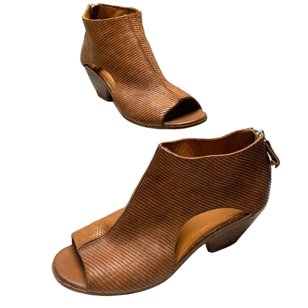MOMA Womens Italian Leather Laser Cut Out Peep Toe‎ Booties